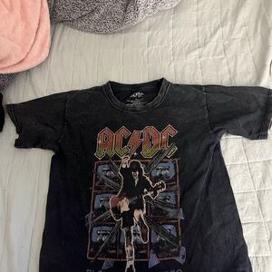 Women’s AC/DC band tshirt